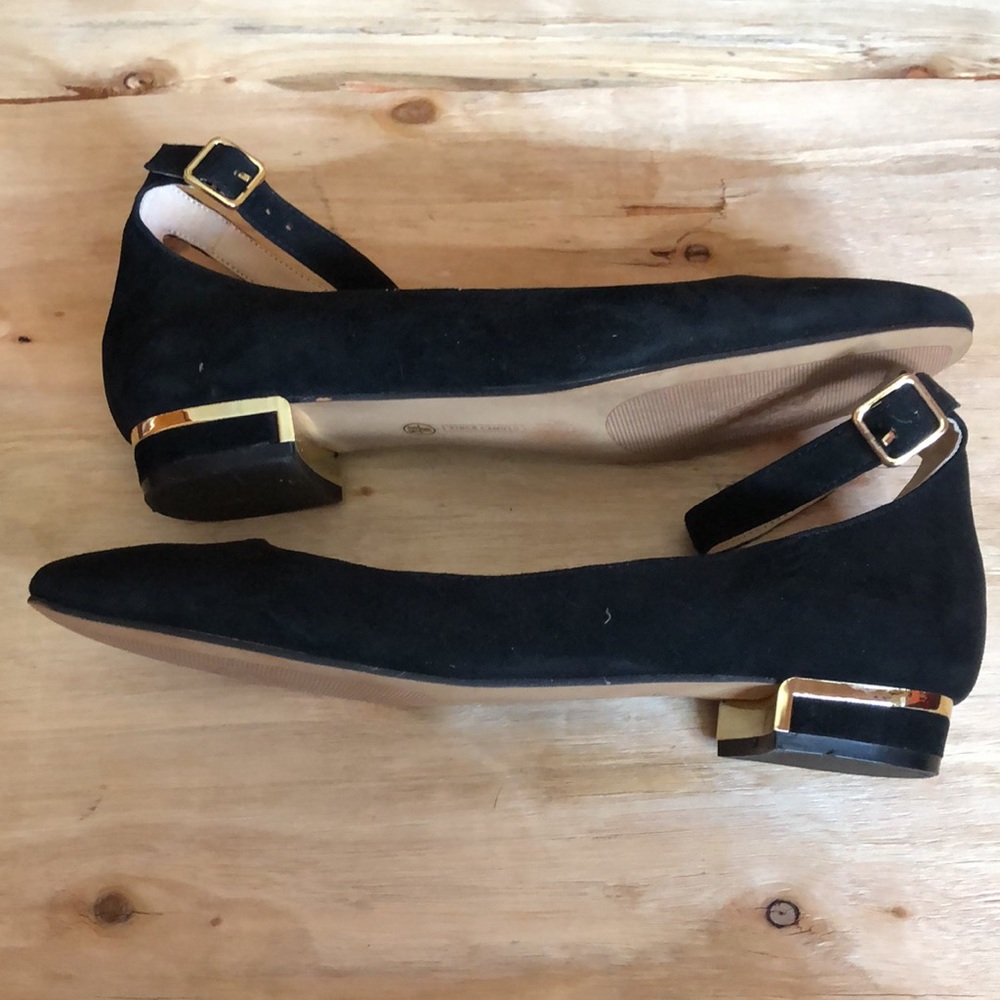 Vince Camuto Attera Flats Black Suede size 8M